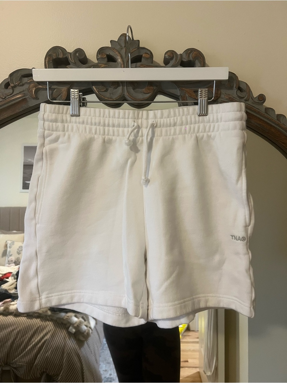 Aritzia tna shorts